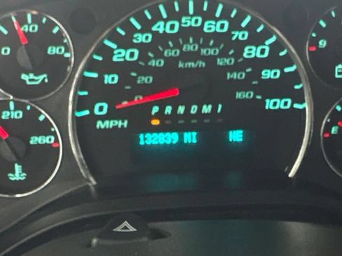 Used 2017 Chevrolet Express 3500 LT w/ LT Preferred Equipment Group RWD image 28