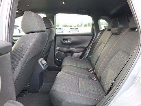 Used 2023 Honda HR-V Sport image 10