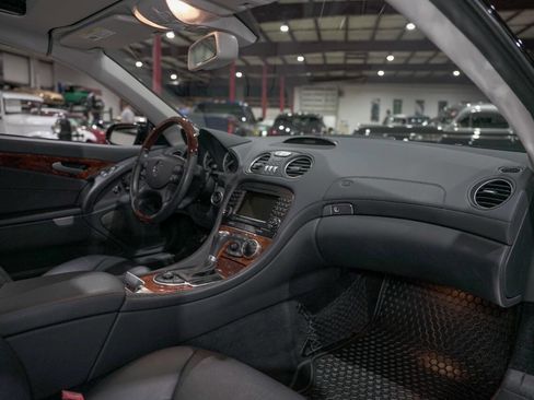 Used 2007 Mercedes-Benz SL 550 image 40
