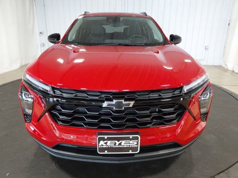New 2026 Chevrolet Trax LT image 12