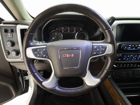 Used 2018 GMC Sierra 1500 SLT image 12