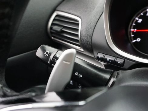 Used 2018 Mitsubishi Eclipse Cross SEL image 20