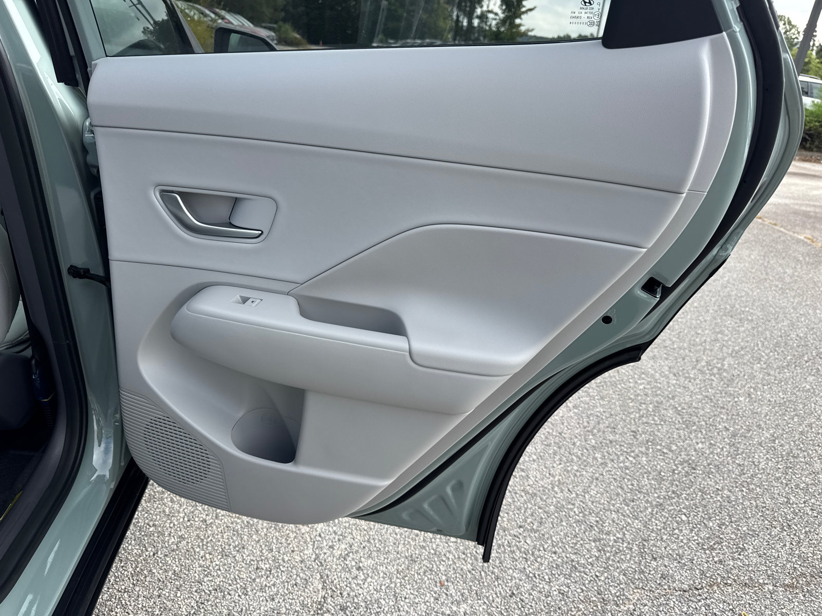 New 2027 Hyundai Kona Limited FWD image 17
