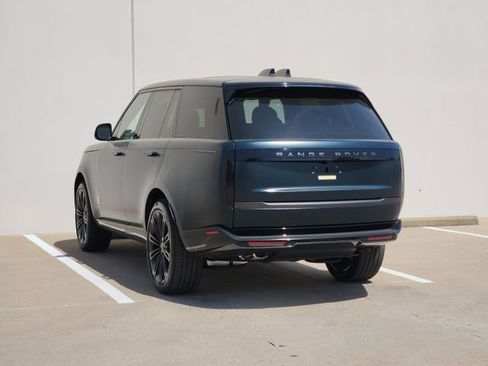 New 2026 Land Rover Range Rover SE image 3