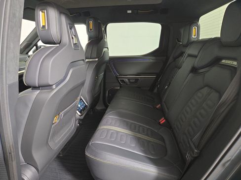 Used 2023 Rivian R1T Adventure AWD/4WD image 21