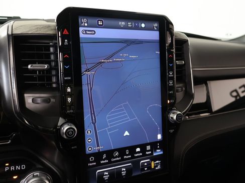 Used 2025 RAM 1500 Limited AWD/4WD image 7