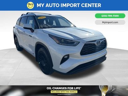 Used 2021 Toyota Highlander XLE
