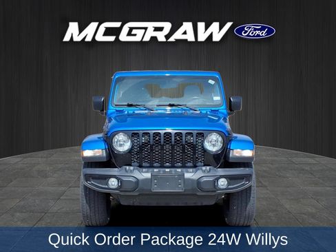 Used 2021 Jeep Gladiator Sport AWD/4WD image 3