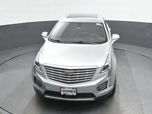 Used 2017 Cadillac XT5 Platinum w/ Driver Assist Package AWD/4WD image 33
