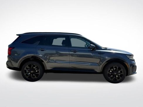 Used 2023 Kia Sorento SX AWD/4WD image 2