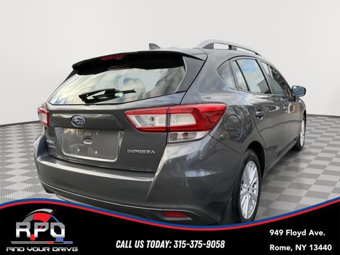 Used 2018 Subaru Impreza 2.0i Premium image 5