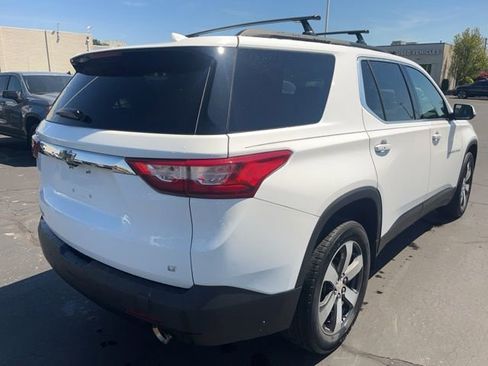Used 2019 Chevrolet Traverse LT w/ LT Premium Package FWD image 6