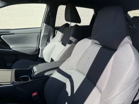 Certified 2025 Subaru Solterra Premium image 20