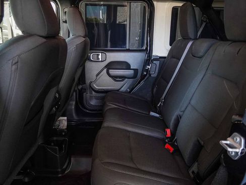 Used 2022 Jeep Wrangler Unlimited Sport AWD/4WD image 20