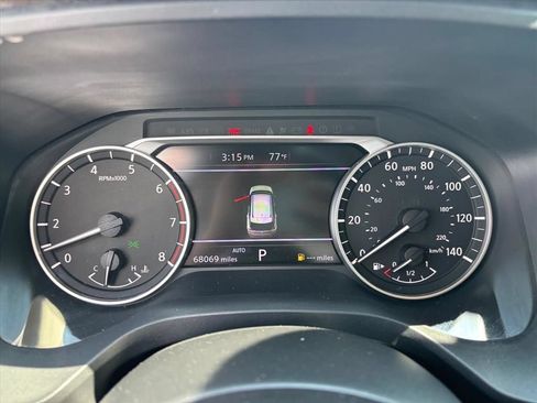 Used 2022 Nissan Rogue SV AWD/4WD image 7