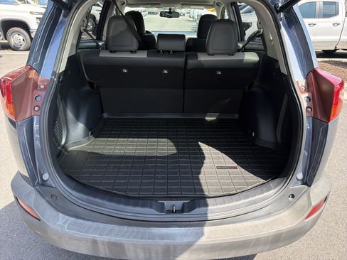 Used 2014 Toyota RAV4 Limited FWD image 34