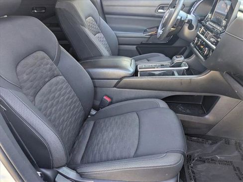 Used 2022 Nissan Pathfinder S image 20