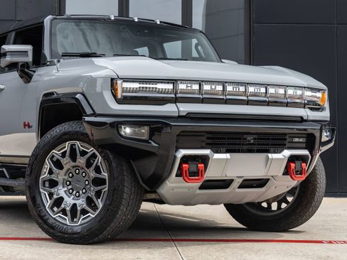 Used 2024 GMC Hummer EV 3X AWD/4WD image 5