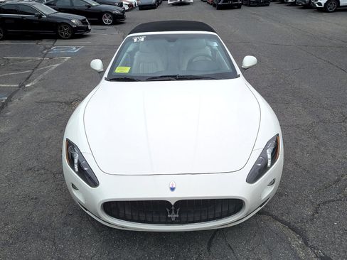 Used 2013 Maserati GranTurismo Convertible image 3