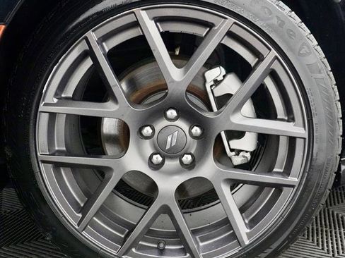 Used 2017 Dodge Charger R/T RWD image 3