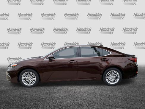 Used 2016 Lexus ES 350 w/ Premium Package w/Wood Trim FWD image 7