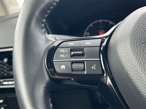 Used 2023 Honda CR-V EX-L image 21