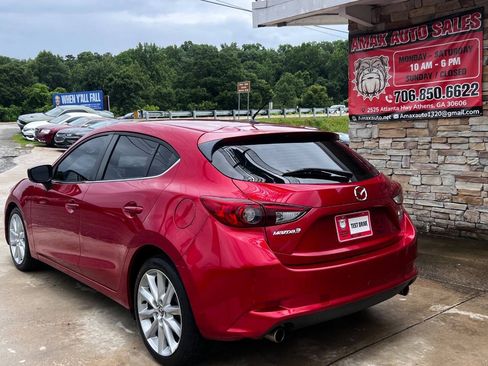 Used 2017 MAZDA MAZDA3 Touring FWD image 9