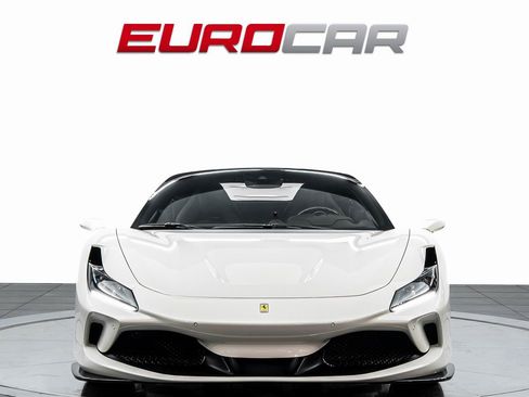 Used 2021 Ferrari F8 Tributo image 8