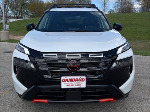 New 2026 Nissan Rogue SV w/ Rock Creek Premium Package AWD/4WD image 3