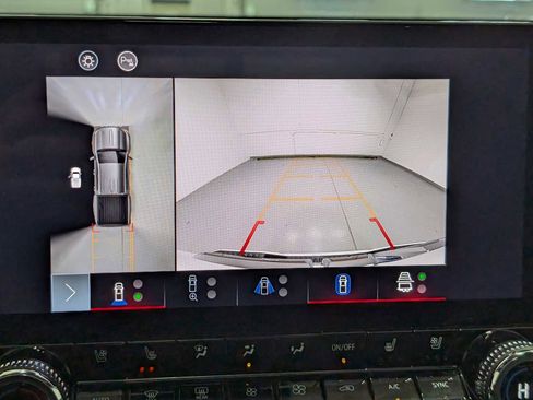 Certified 2023 GMC Canyon Denali image 28