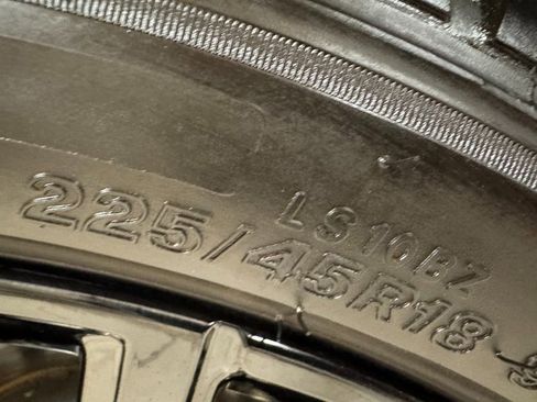 Used 2023 BMW 230i Coupe w/ Premium Package image 25