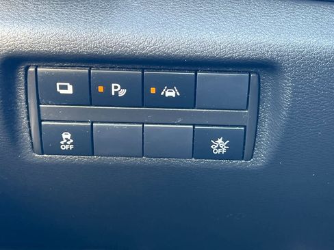 Used 2021 Nissan Versa S image 31