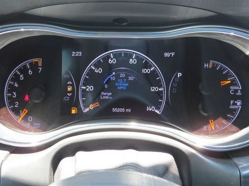 Used 2019 Jeep Grand Cherokee Laredo AWD/4WD image 14
