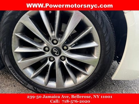 Used 2018 INFINITI Q50 Luxe w/ Essential Package (3.0T Luxe) AWD/4WD image 17