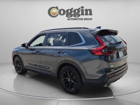 Used 2023 Honda CR-V Sport image 4