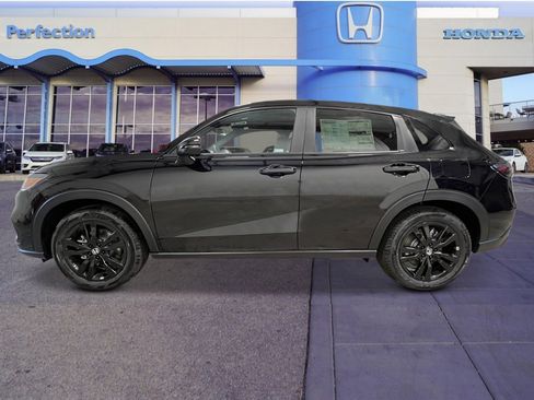 New 2026 Honda HR-V Sport image 2