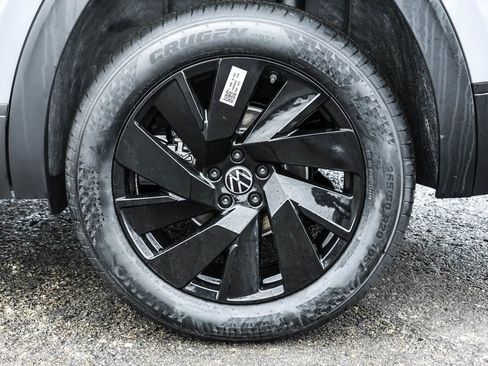 New 2026 Volkswagen Atlas SE image 21