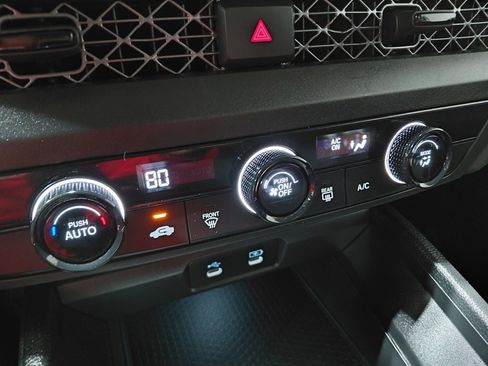 Used 2023 Honda Accord LX image 32