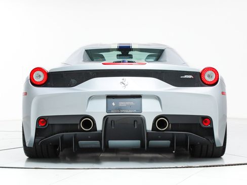 Certified 2015 Ferrari 458 Speciale A image 10