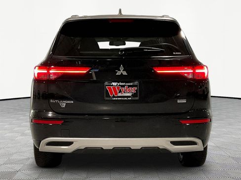 Used 2024 Mitsubishi Outlander SEL AWD/4WD image 5