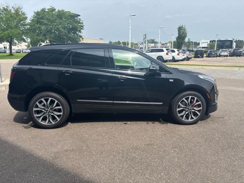 Used 2023 Cadillac XT5 Sportv w/ Platinum Package AWD/4WD image 6