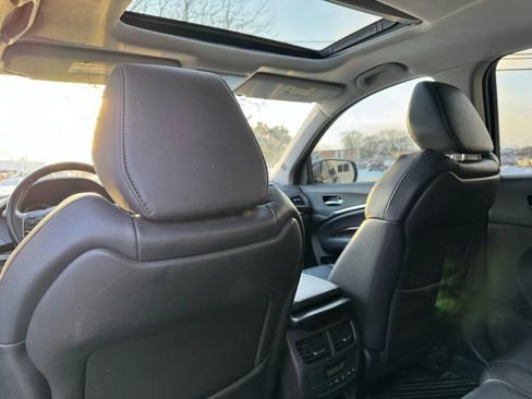 Used 2017 Acura MDX SH-AWD w/ Technology Package image 36