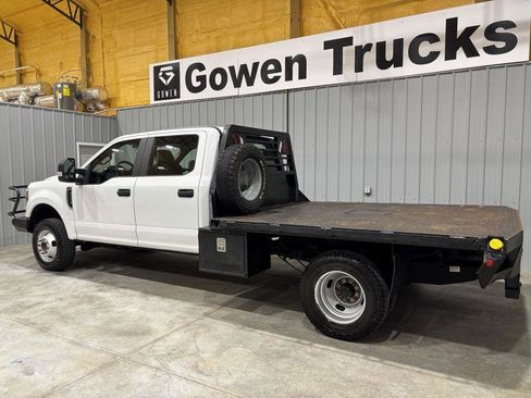 Used 2019 Ford F350 XL w/ Power Equipment Group image 5