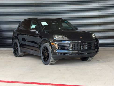 New 2026 Porsche Cayenne AWD/4WD image 40