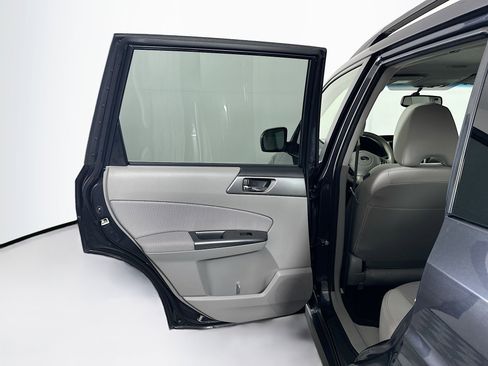 Used 2013 Subaru Forester 2.5X Premium image 25