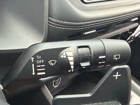 Certified 2023 Nissan Rogue SV FWD image 30