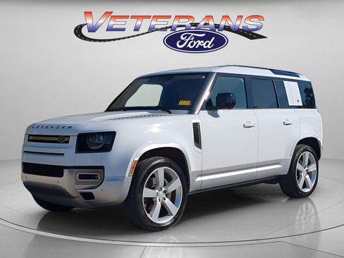 Used 2022 Land Rover Defender 110 SE image 1
