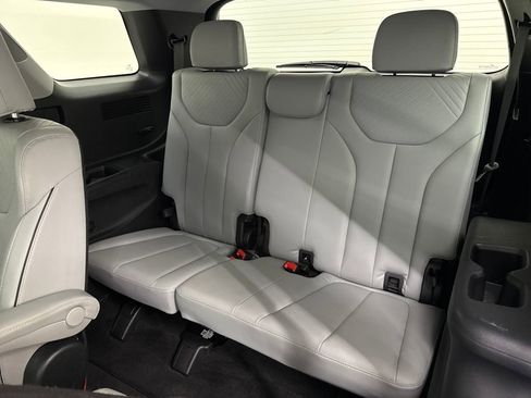 Used 2024 Hyundai Palisade SEL w/ Premium Package image 26