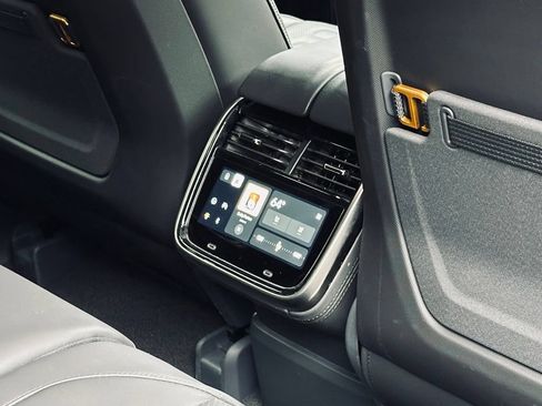 Used 2022 Rivian R1T Launch Edition AWD/4WD image 21