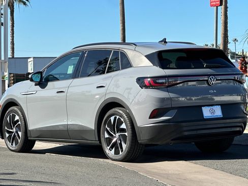 Certified 2022 Volkswagen ID.4 Pro S image 7